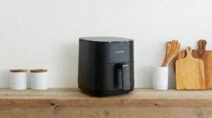Carori Air Fryer 14-in-1 with Viewing Window 6Qt