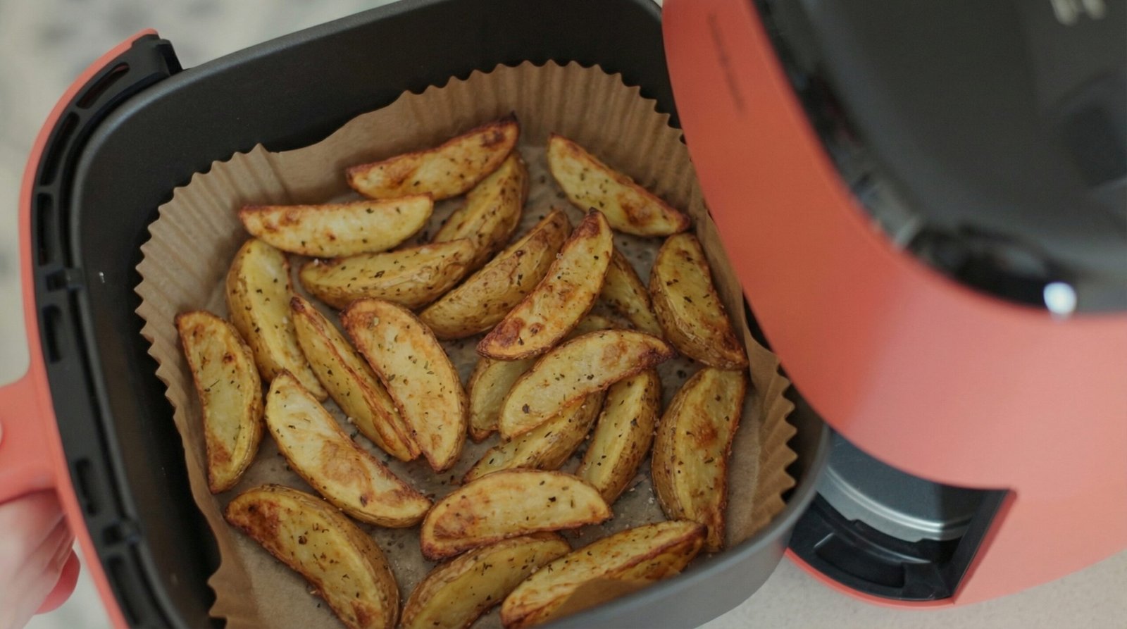 Basic Crispy Potato Wedges