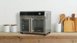 BLACK+DECKER Crisp 'N Bake Air Fryer Toaster Oven TO3217SS