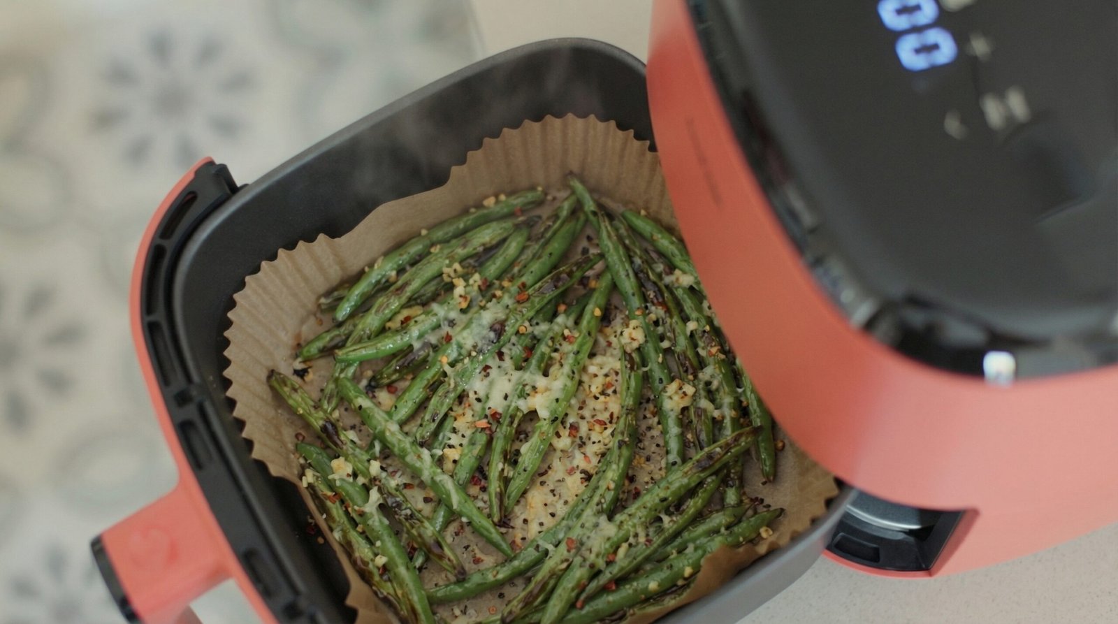 Garlic Parmesan Air Fryer Green Beans
