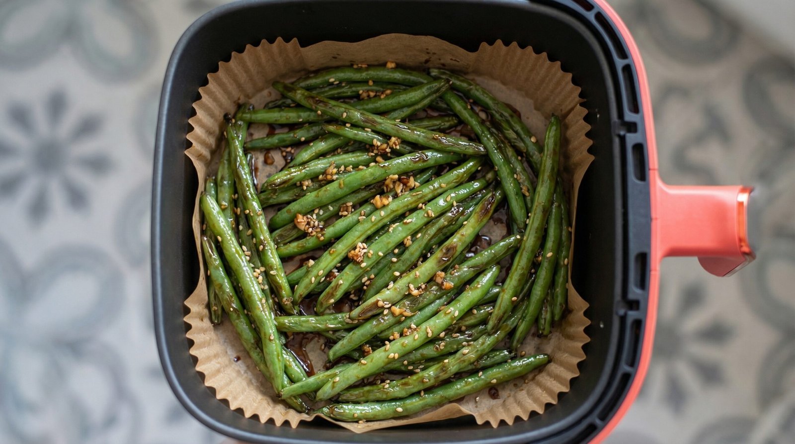 Honey Soy Air Fryer Green Beans
