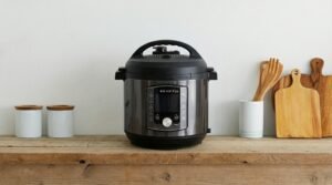 Instant Pot Pro Crisp 11-in-1 Air Fryer and Electric Pressure Cooker Combo